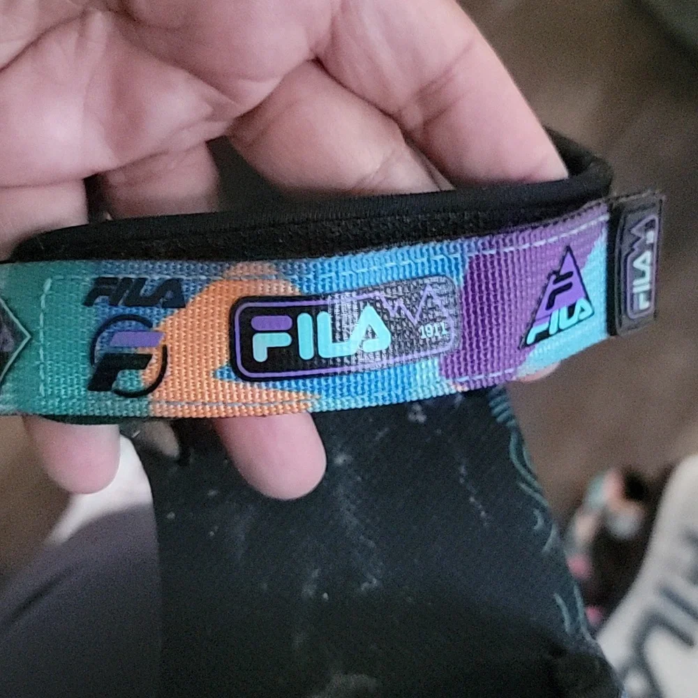 Fila gently used